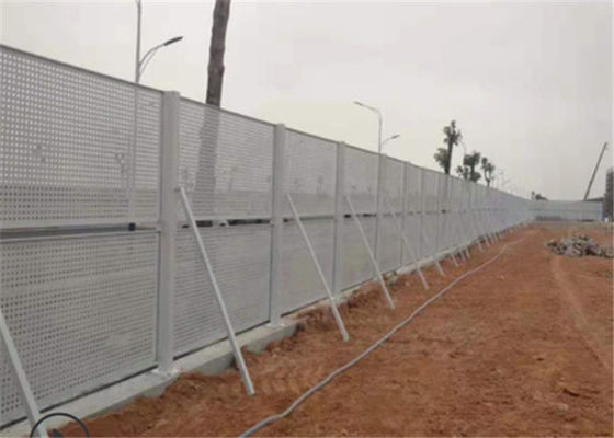 Ocynkowane perforowane metalowe ogrodzenie panelowe do przedniej szyby w budownictwie